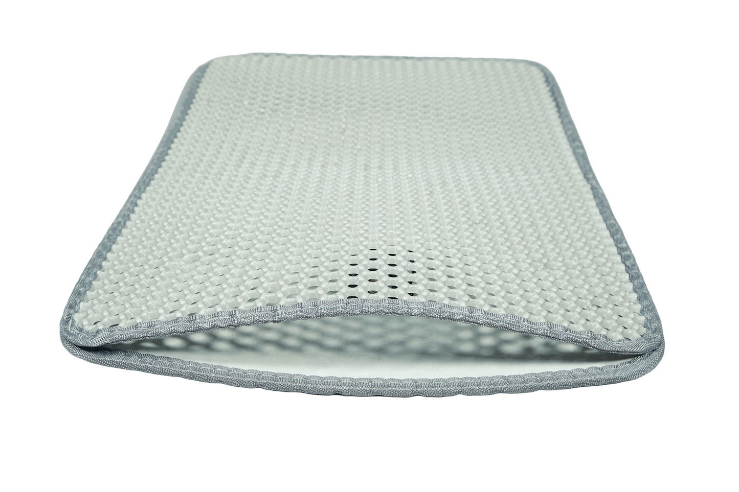 The Clean Getaway | Stainless Steel Cat Litter Box with High Walls, Scoop & Mat